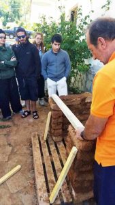 Με απόλυτη επιτυχία Ολοκληρώθηκε το 2ο Εργαστήρι Παραδοσιακής Δόμησης στα Κορέστεια Καστοριάς.