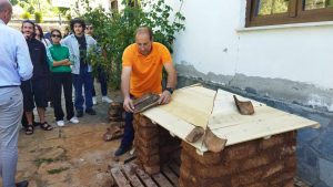 Με απόλυτη επιτυχία Ολοκληρώθηκε το 2ο Εργαστήρι Παραδοσιακής Δόμησης στα Κορέστεια Καστοριάς.