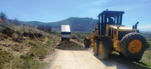 Διαμόρφωση αγροτικής οδοποιίας Πολυκάρπης