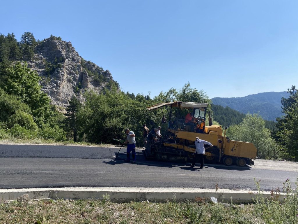 Εργασίες στο Δρόμου Λιανοτόπι-Γράμμος