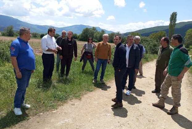 Επίσκεψη του κ. Σαββόπουλου σε περιοχές του Δήμου Καστοριάς που επλήγησαν από τη σφοδρή χαλαζόπτωση
