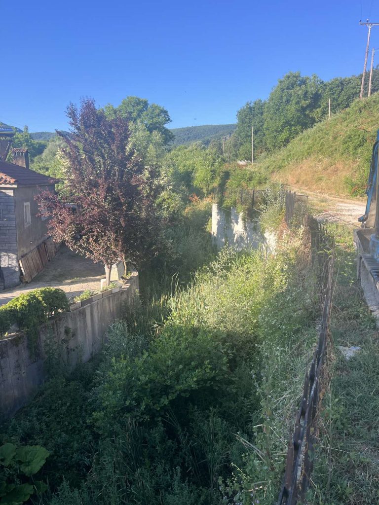 Εργασίες καθαρισμού και διευθέτησης ρεμάτων στη Διποταμία