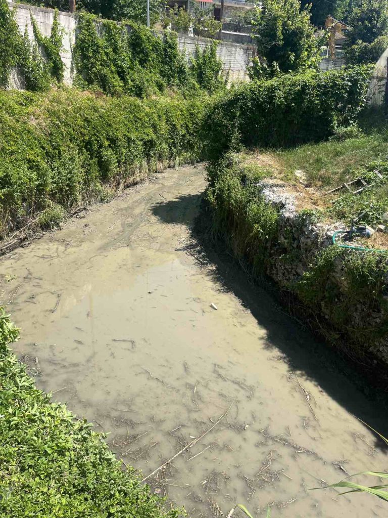 Εργασίες καθαρισμού και διευθέτησης ρεμάτων στη Διποταμία