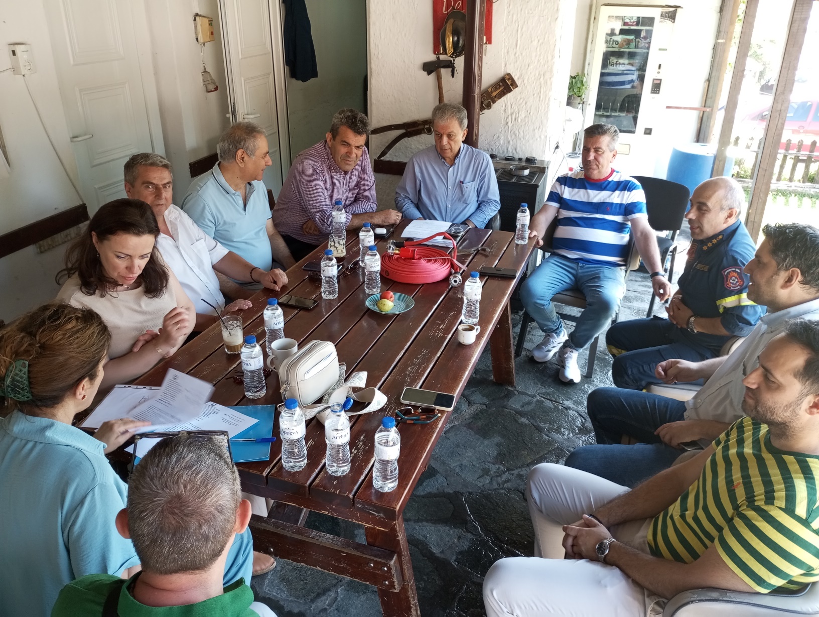 παράδοση σωλήνων Πυροσβεστική