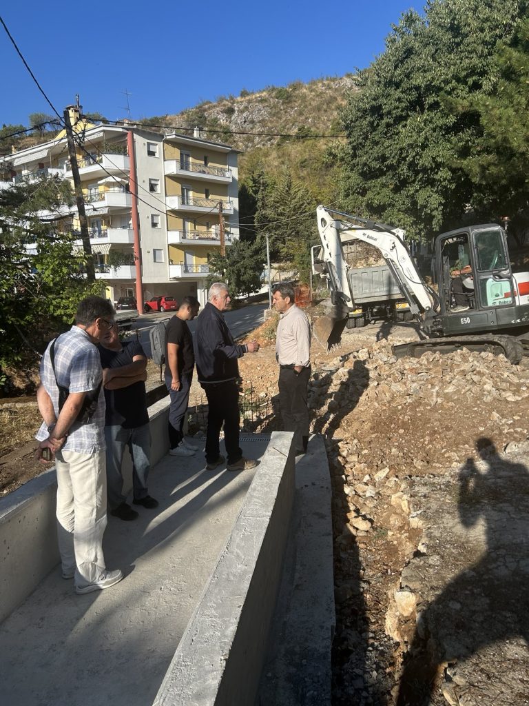 Αυτοψία του Αντιπεριφερειάρχη Δ. Σαββόπουλου στις εργασίες αναβάθμισης του Γηροκομείου Καστοριάς