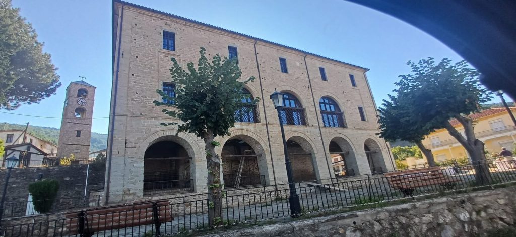 εργασιών στον Ιερό Ναό Εισοδίων της Θεοτόκου στη Βασιλειάδα