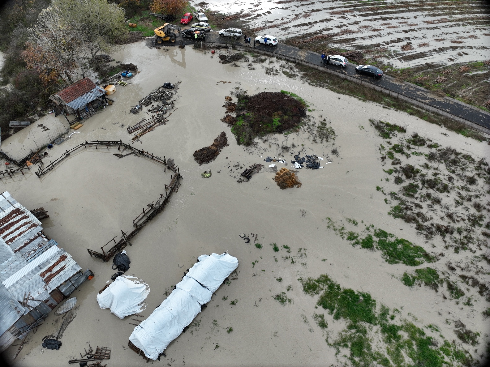 Συνεχίζονται οι Παρεμβάσεις από την Π.Ε. Καστοριάς για την αντιμετώπιση των πλημμυρικών φαινομένων.
