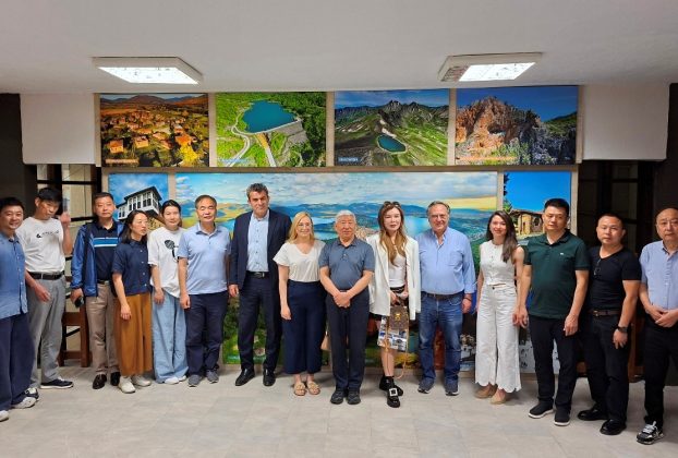 Συνάντηση των Αντιπεριφερειάρχων Δημήτρη Σαββόπουλου και Όλγας Τράσια με αντιπροσωπεία της China Chamber of Commerce (CFNA)