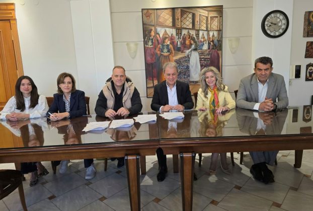 Υπογραφή Προγραμματικής Σύμβασης για το Κέντρο Ανάδειξης της Τέχνης της Γούνας στην Καστοριά